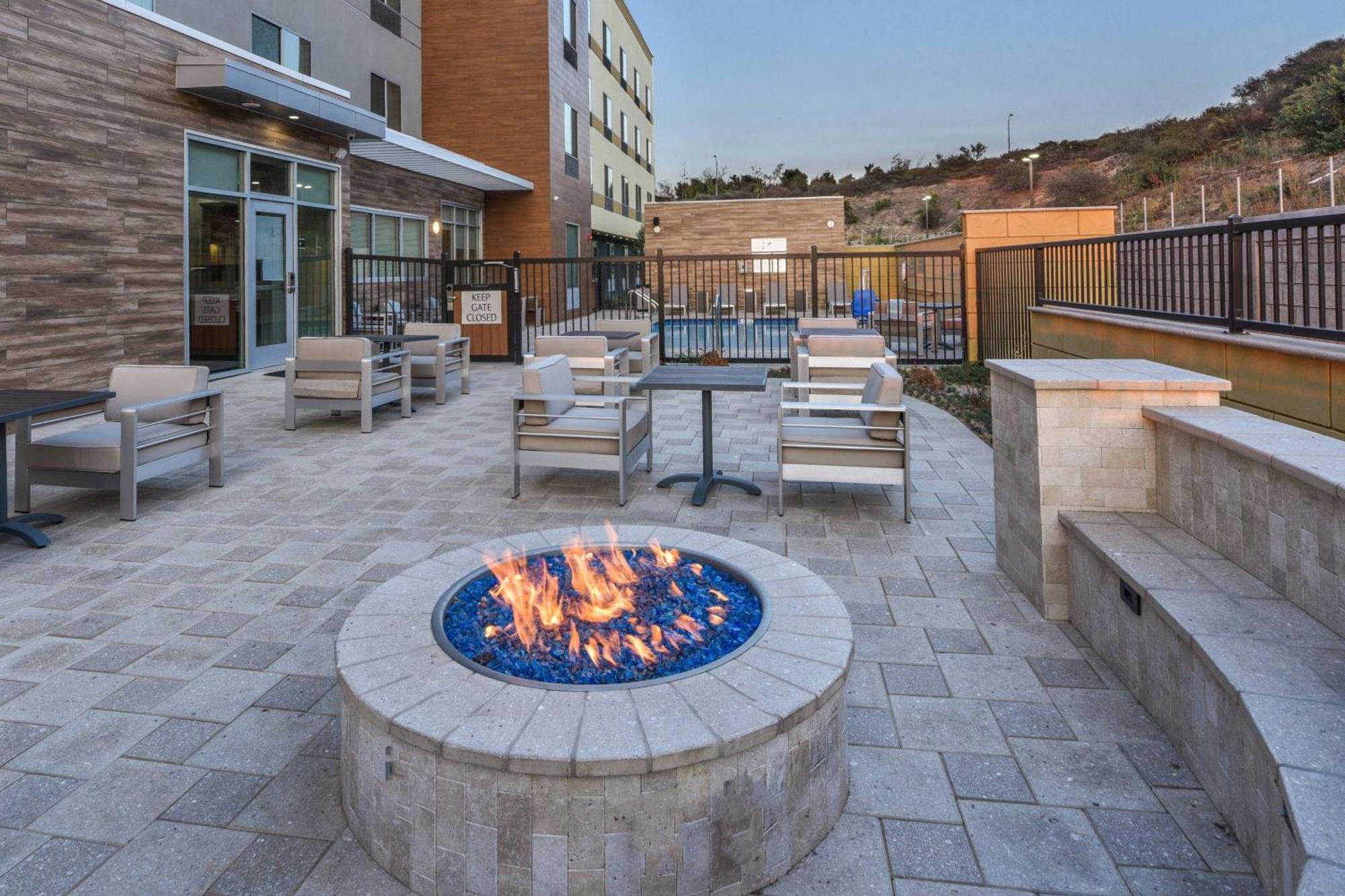 Fairfield Inn & Suites By Marriott Moorpark Ventura County Экстерьер фото